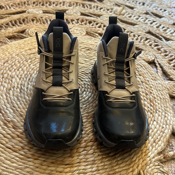 sold on Ⓜ️: NEW On Cloud Hi Sneaker sz 7 *sold out colorway* - Picture 2 of 6